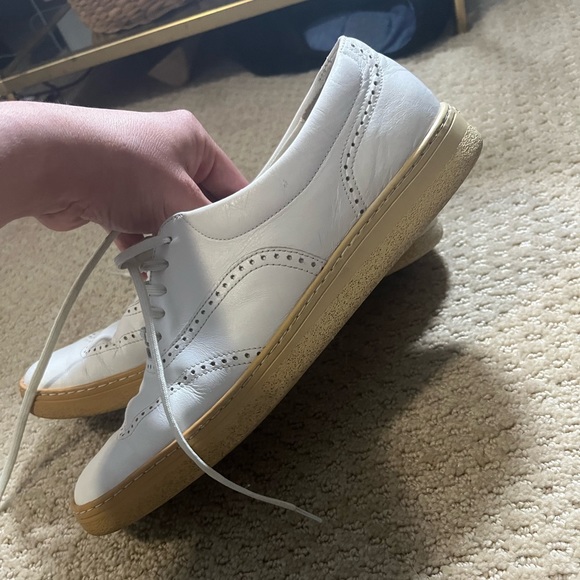 Salvatore Ferragamo sport shoe. Size 8 - Picture 3 of 7